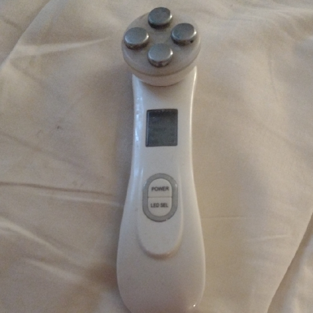 LED FACIAL WAND